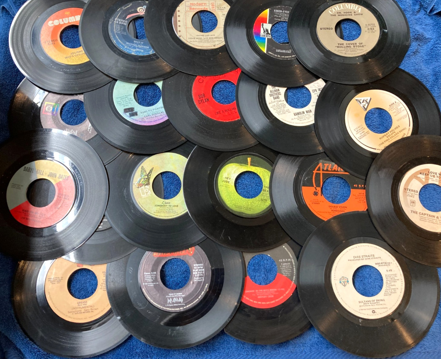 Lot of 100 Different Jukebox Record Lot of 45 RPM 7″ Vinyl Records G to VG+