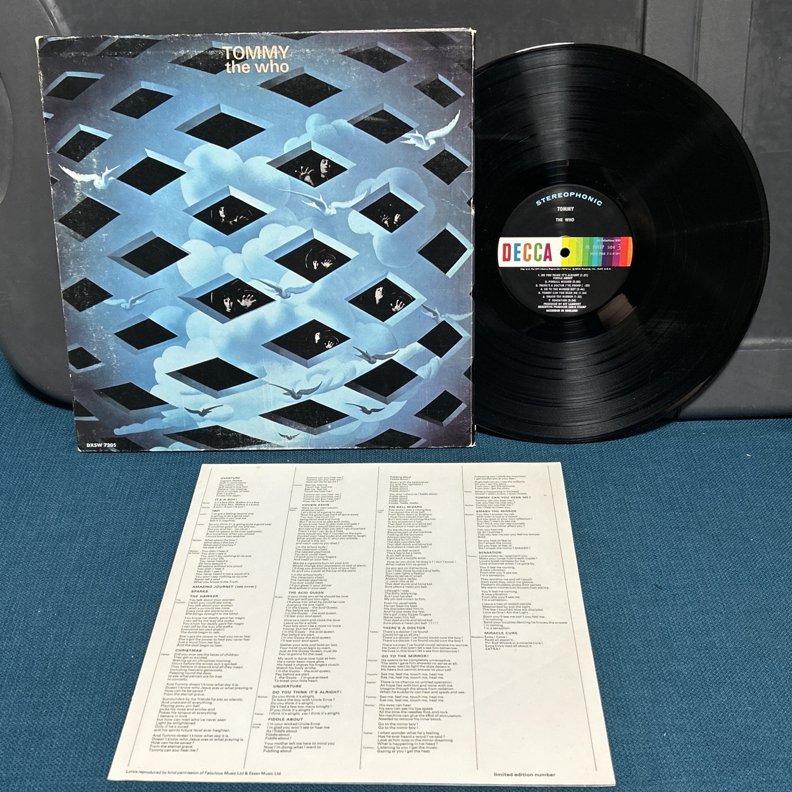 NM/EX THE WHO: Tommy 2 LP USA 1st Press Hollywood DECCA Tri-Fold Cover w/Booklet