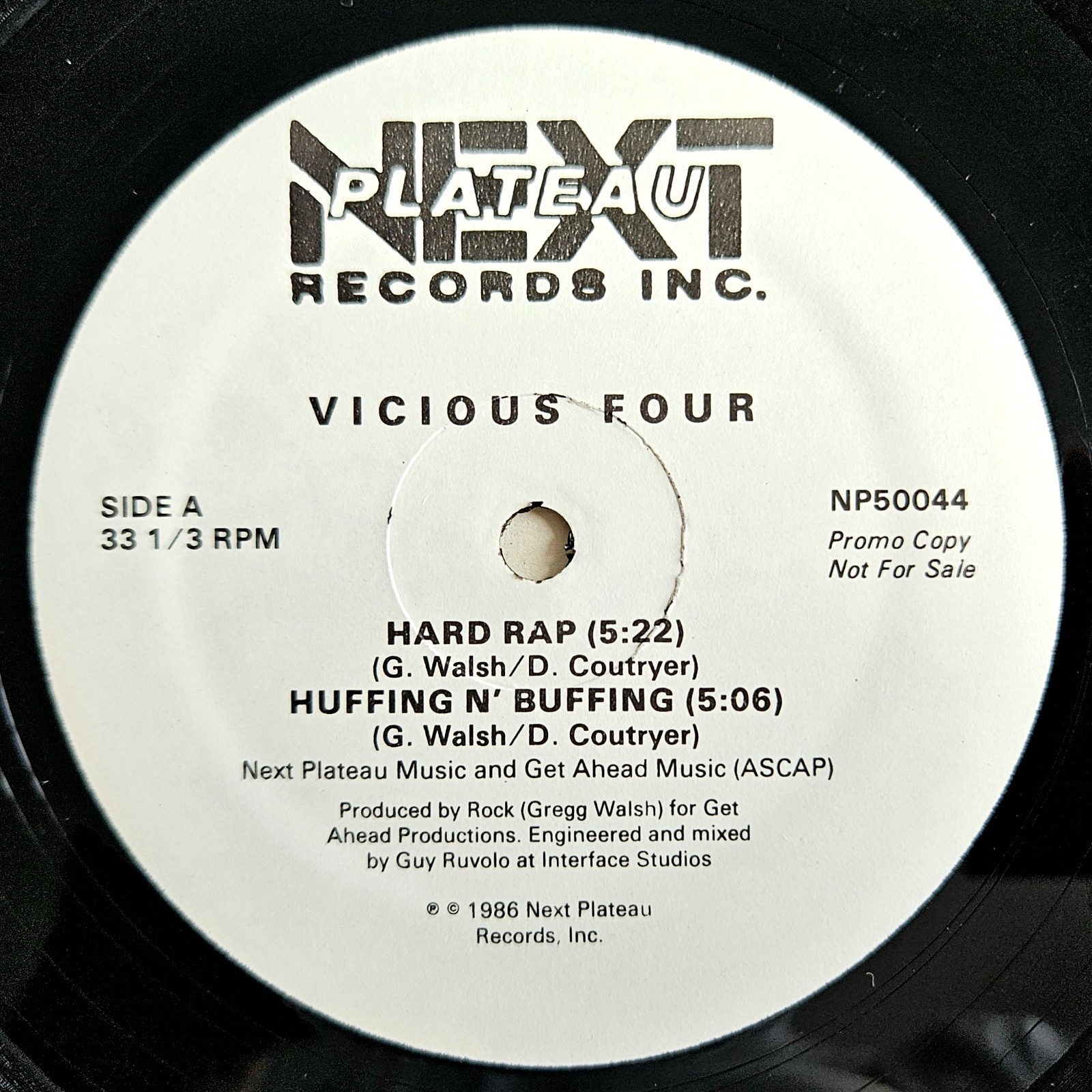 1986 – VICIOUS FOUR – HARD RAP / HUFFING N’ BUFFING – BLACK ROCK & RON DEBUT