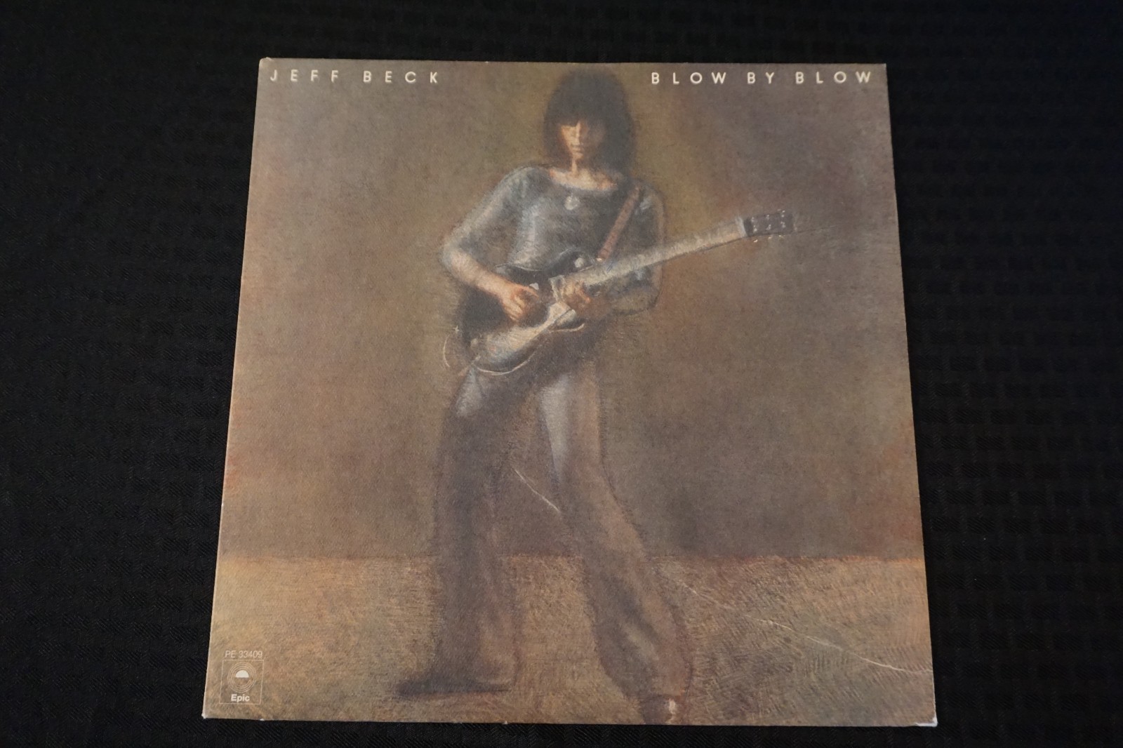 Jeff Beck Blow by Blow 1975 Vinyl LP Hard Rock/Electric Guitar Epic VG Ship Free