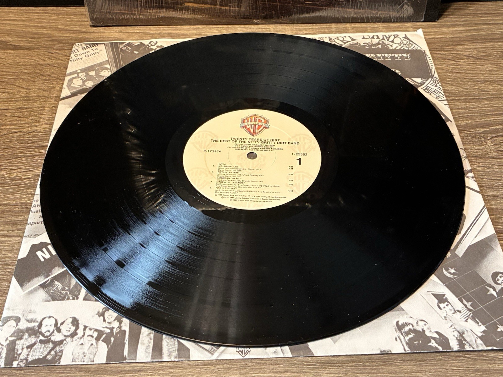 Twenty Years of Dirt The Best of The Nitty Gritty Dirt Band 1986 Vinyl LP Shrink