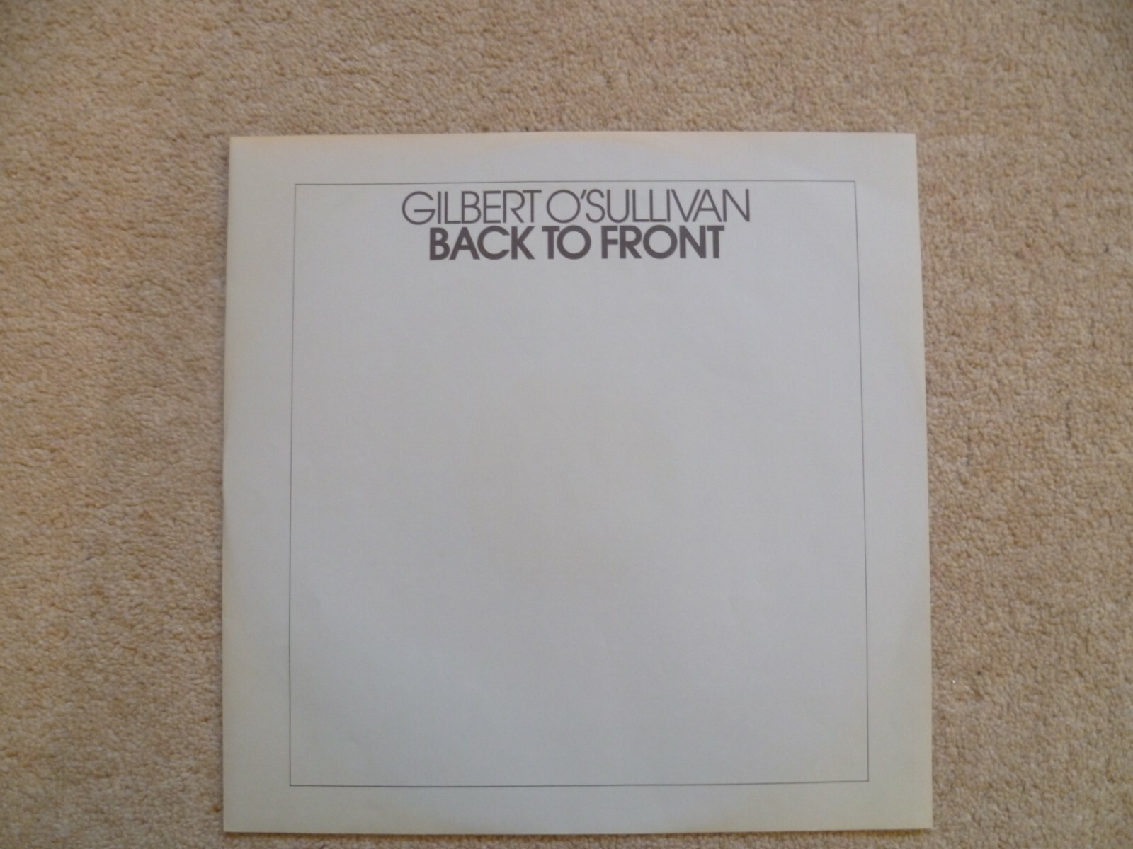 GILBERT O’SULLIVAN BACK TO FRONT VINYL LP + INSERT MAM-SS 502 VG+