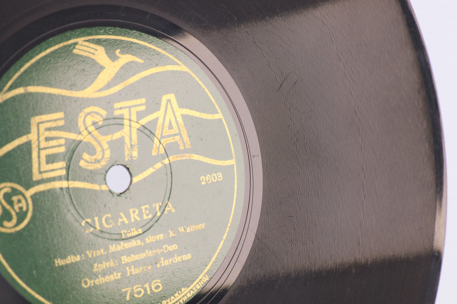 Harry Hardena – Cigareta / Jsou Nás Miliony – 10″ 78 rpm Record 7516 Czech RARE
