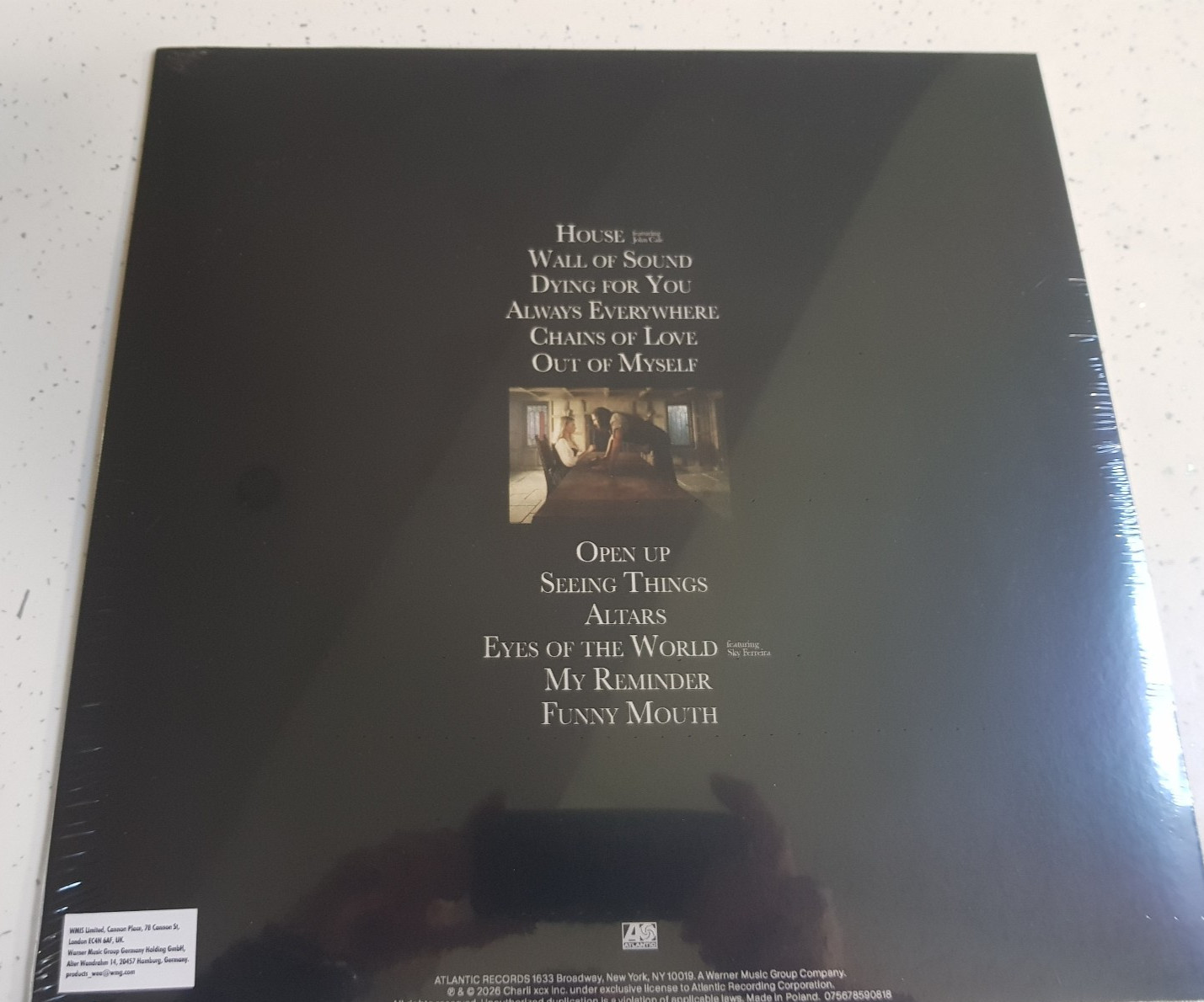 Charli XCX – ‘Wuthering Heights’ – Black & Green Marble Vinyl Album- New