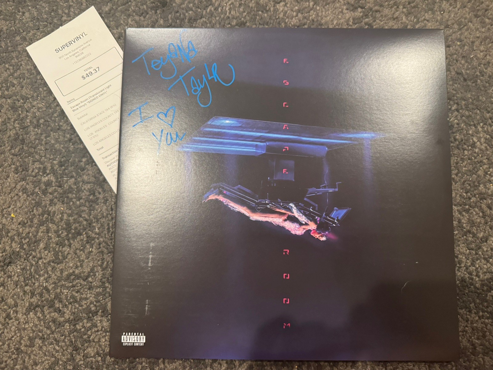 signed teyana taylor – escape room [translucent light blue vinyl] autographed