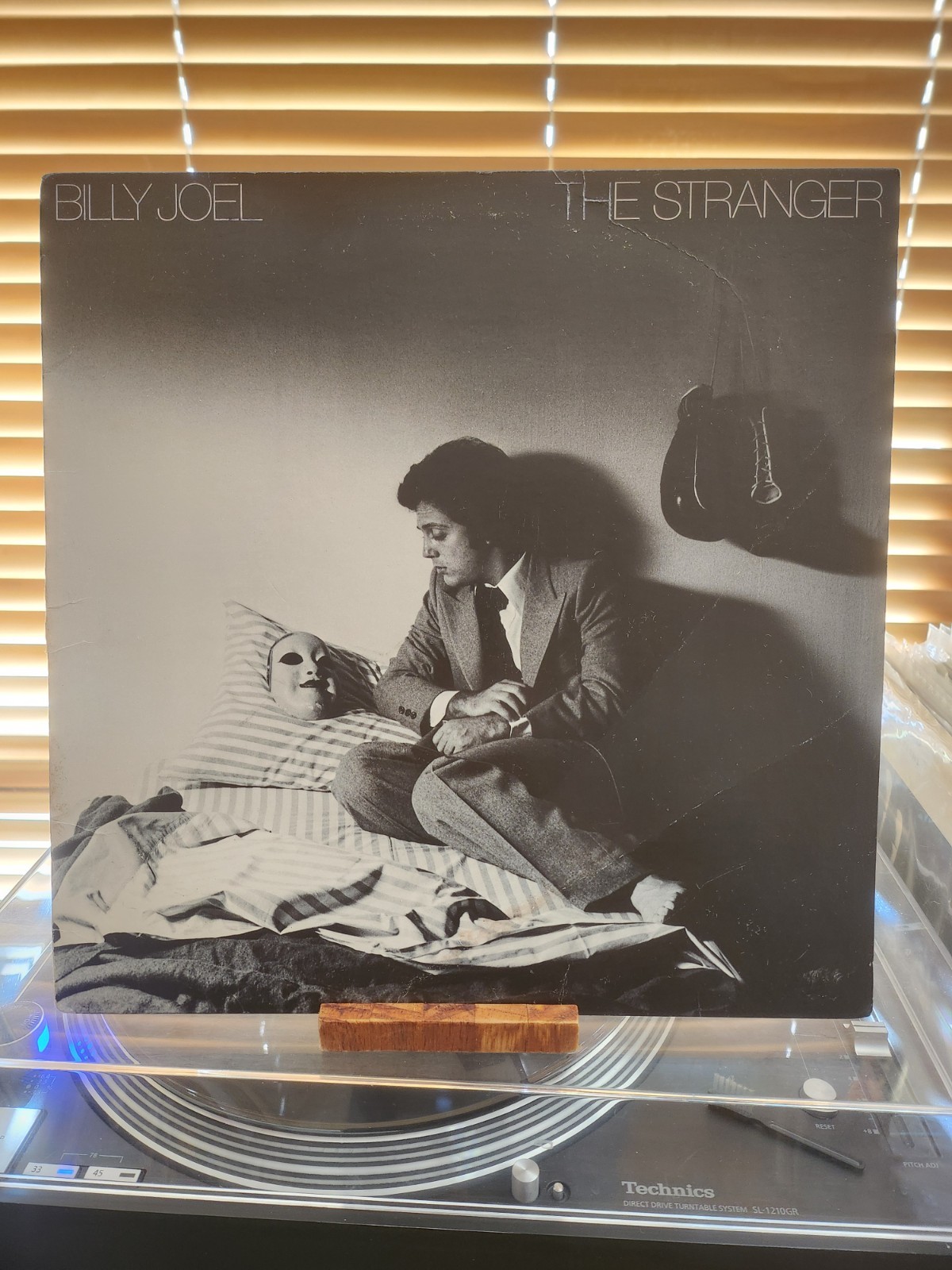 Billy Joel, The Stanger, 1977 1st Columbia, JC-34987, VG+/VG