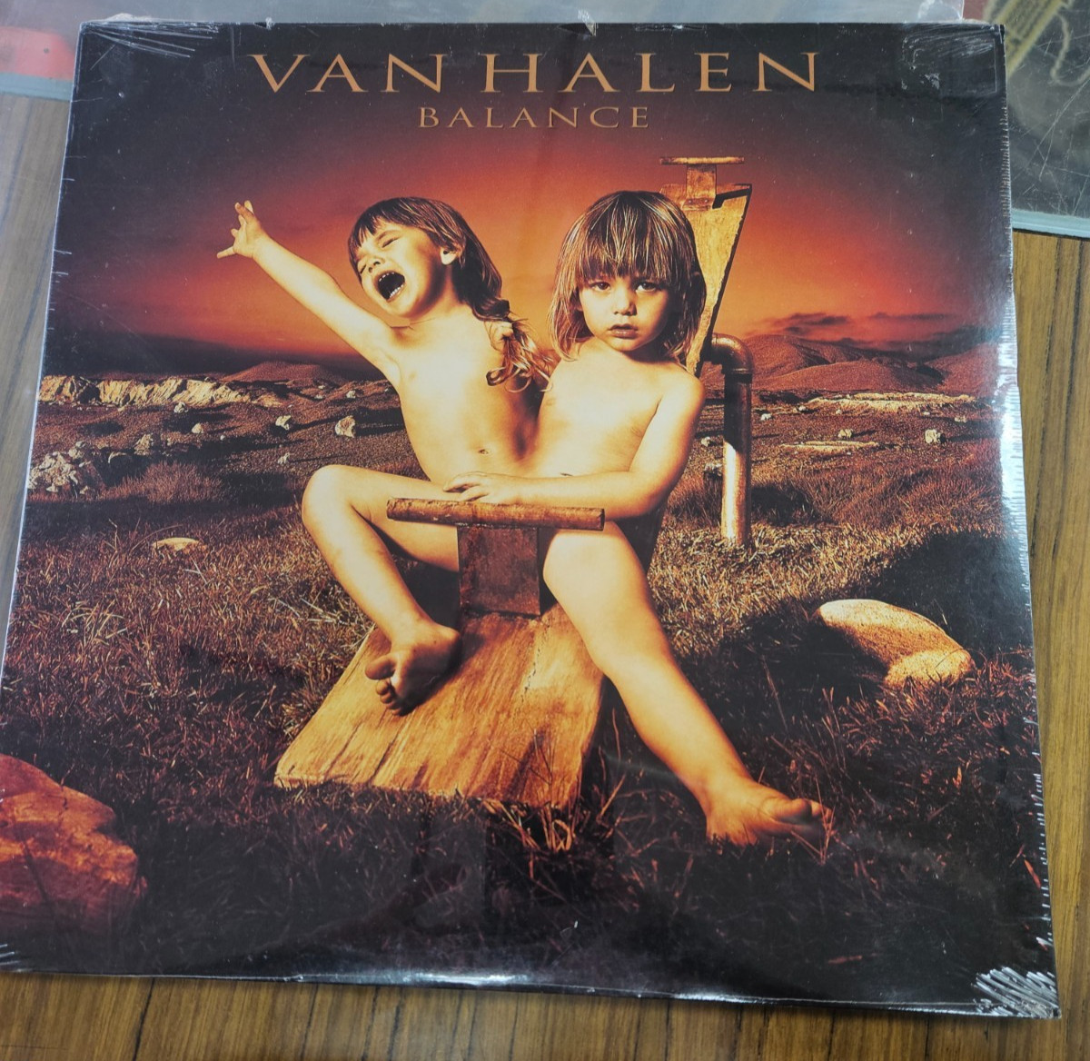 VAN HALEN “BALANCE” ORIGINAL PRESSING 1995 WARNER BROTHERS BRAND NEW SEALED
