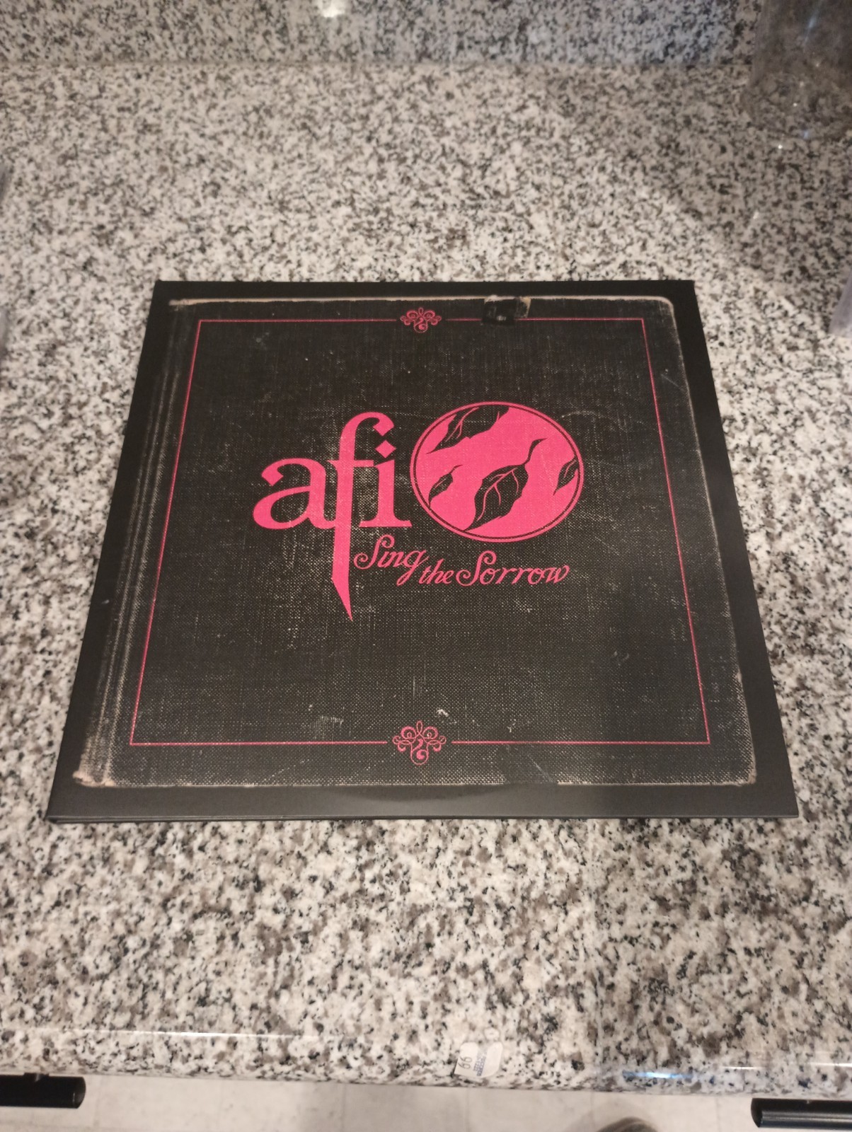 AFI – Sing The Sorrow 2LP Red with Black Smoke Vinyl –