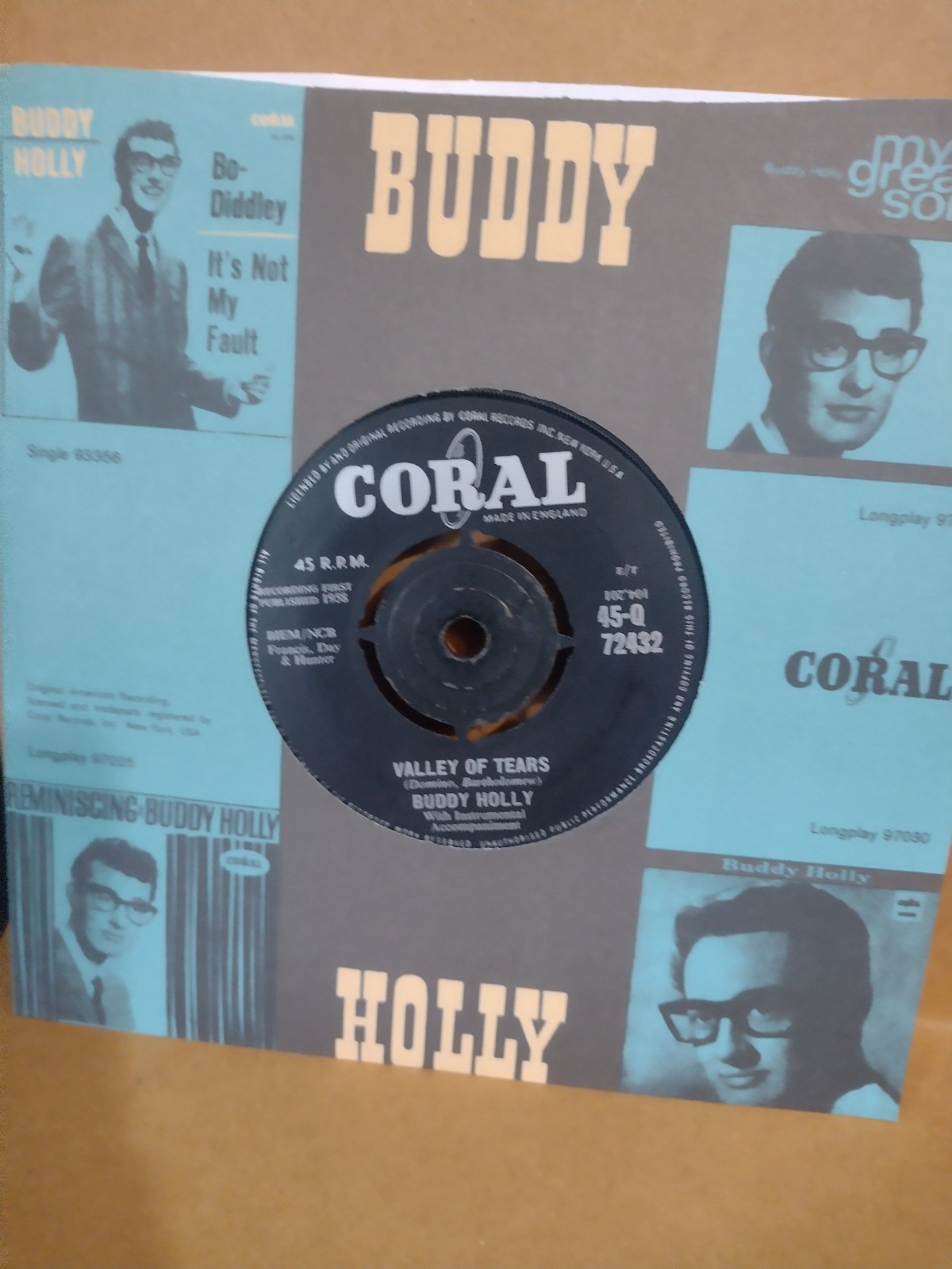 BUDDY HOLLY-BABY I DON’T CARE.UK CORAL LABEL IN SLEEVE.45.POP/ROCK n ROLL.