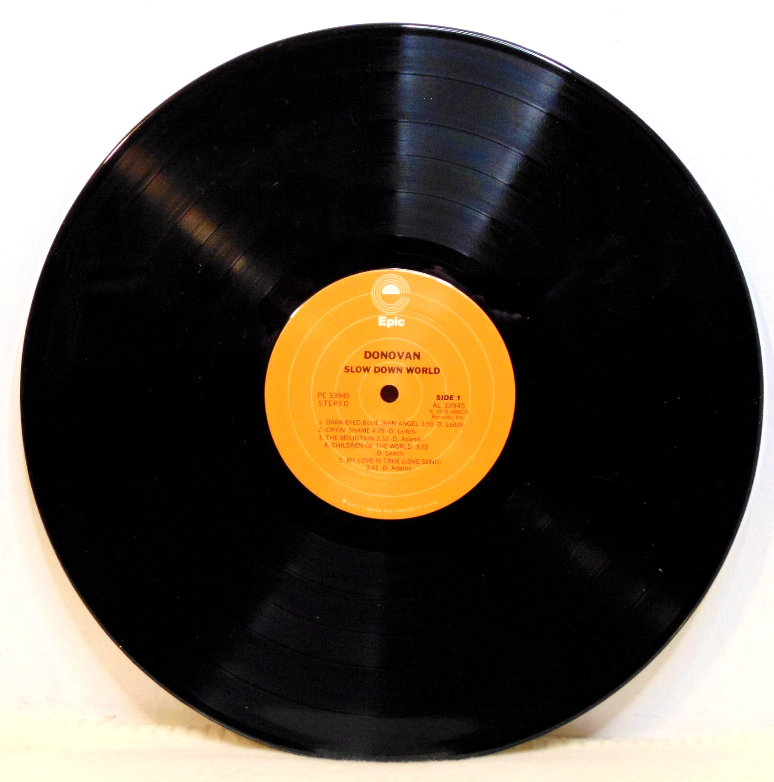 Donovan – Slow Down World – 1976 Epic PE 33945 Folk Rock Vinyl LP Record Album