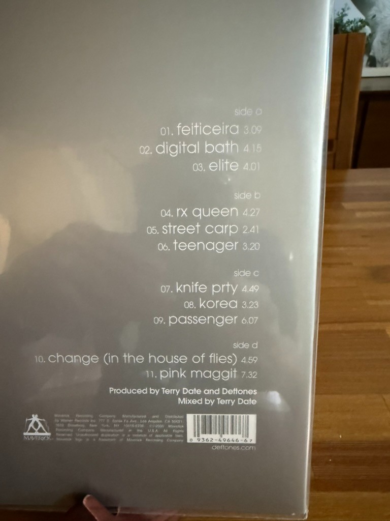 DEFTONES – WHITE PONY – NM CONDITION