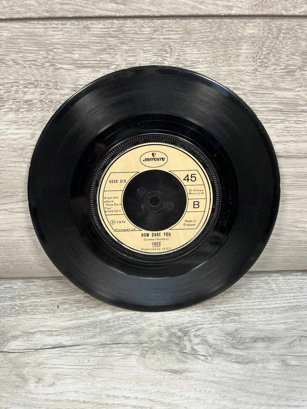 10CC I’M MANDY FLY ME 2 Track 7″ Single Plain Paper Sleeve MERCURY RECORDS