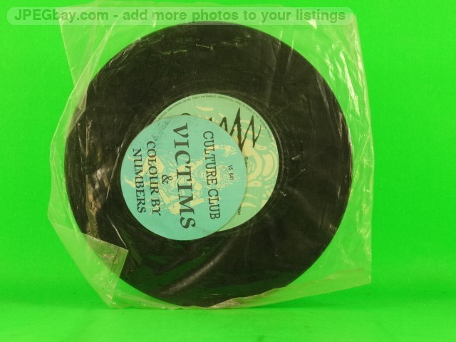 CULTURE CLUB VICTIMS (NO SLEEVE) (148) 2 Track 7″ Single including Plain Paper S