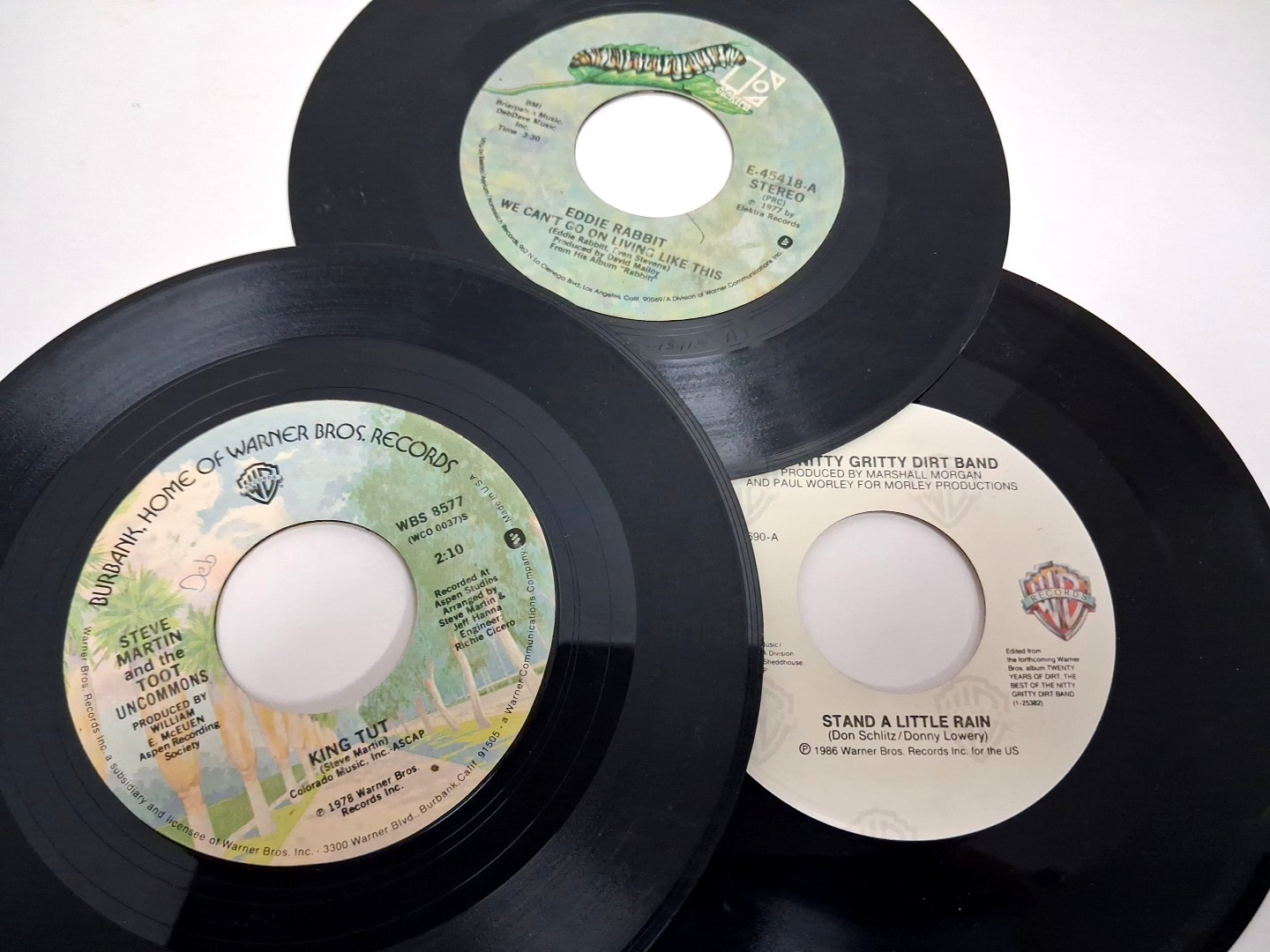 Vintage Lot of 18 45 Vinyl Records 7″ Assorted Labels Artists (mainly Country)