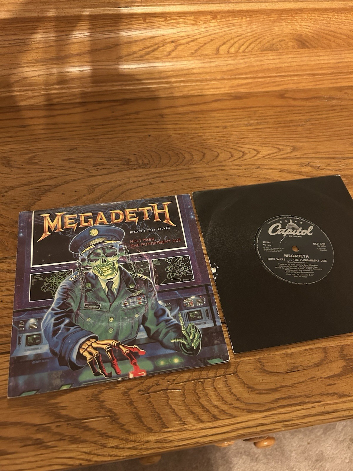 Megadeth Holy Wars With Poster 7 Inch