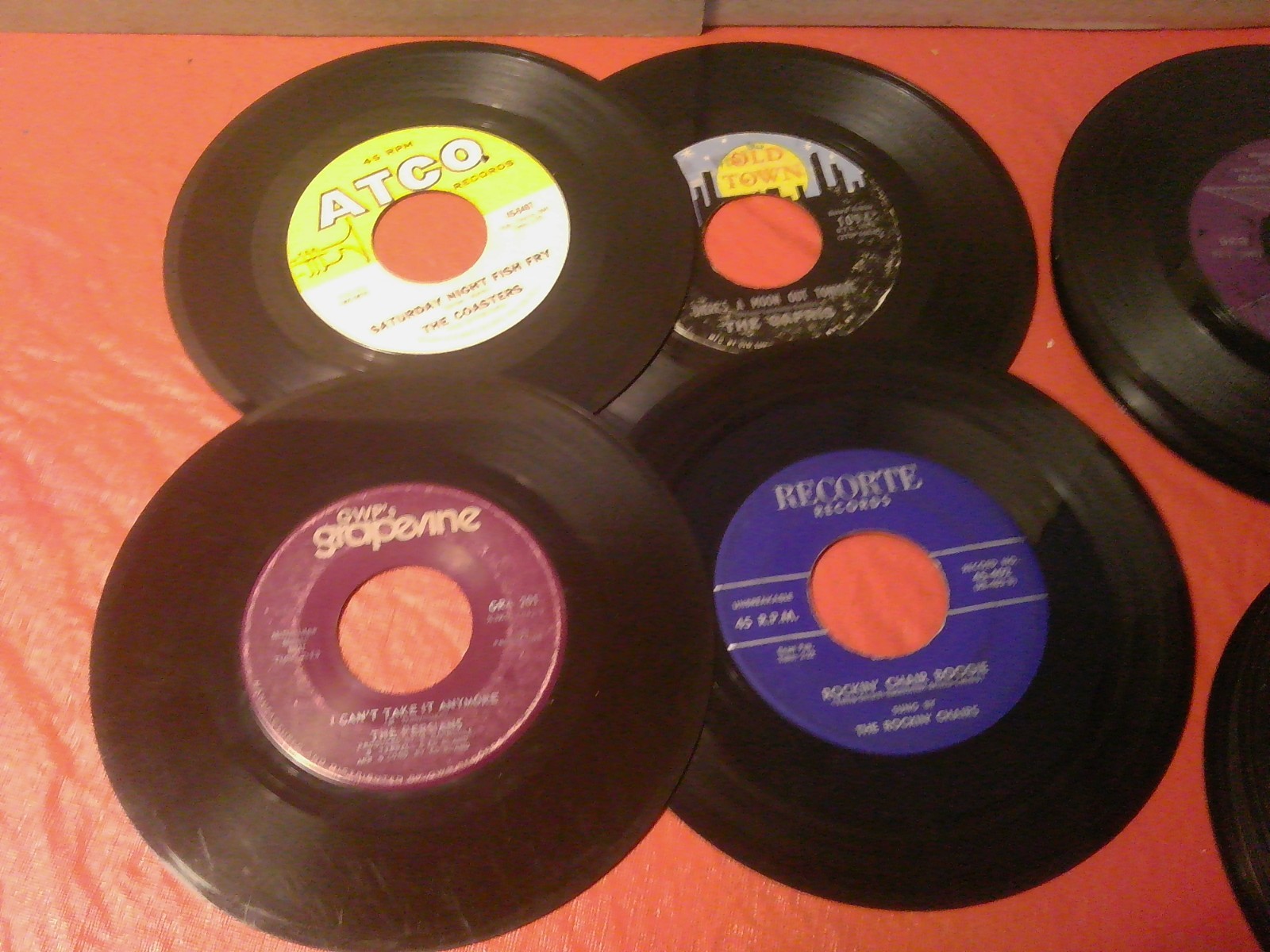 Faux Snakeskin 45 RPM CASE & (50) 1950’s-60’s Doo Wop R & B 45’s See Photos