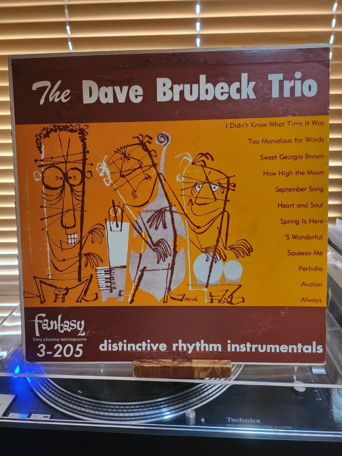 The Dave Brubeck Trio, Distinctive Rhythm Instrumentals, 1956 Fantasy, 3-205